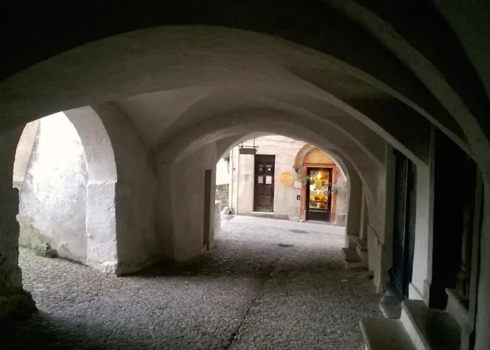 Maisonnette Typique, Coeur Du Village Medieval De *